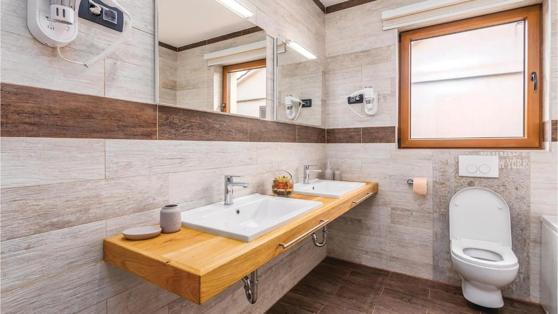 Lovely Home In Krk With Kitchen Vrh  0*, Vrh (Krk)